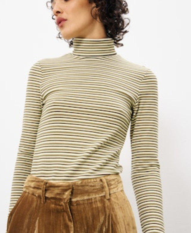 Carmelite Striped Turtleneck