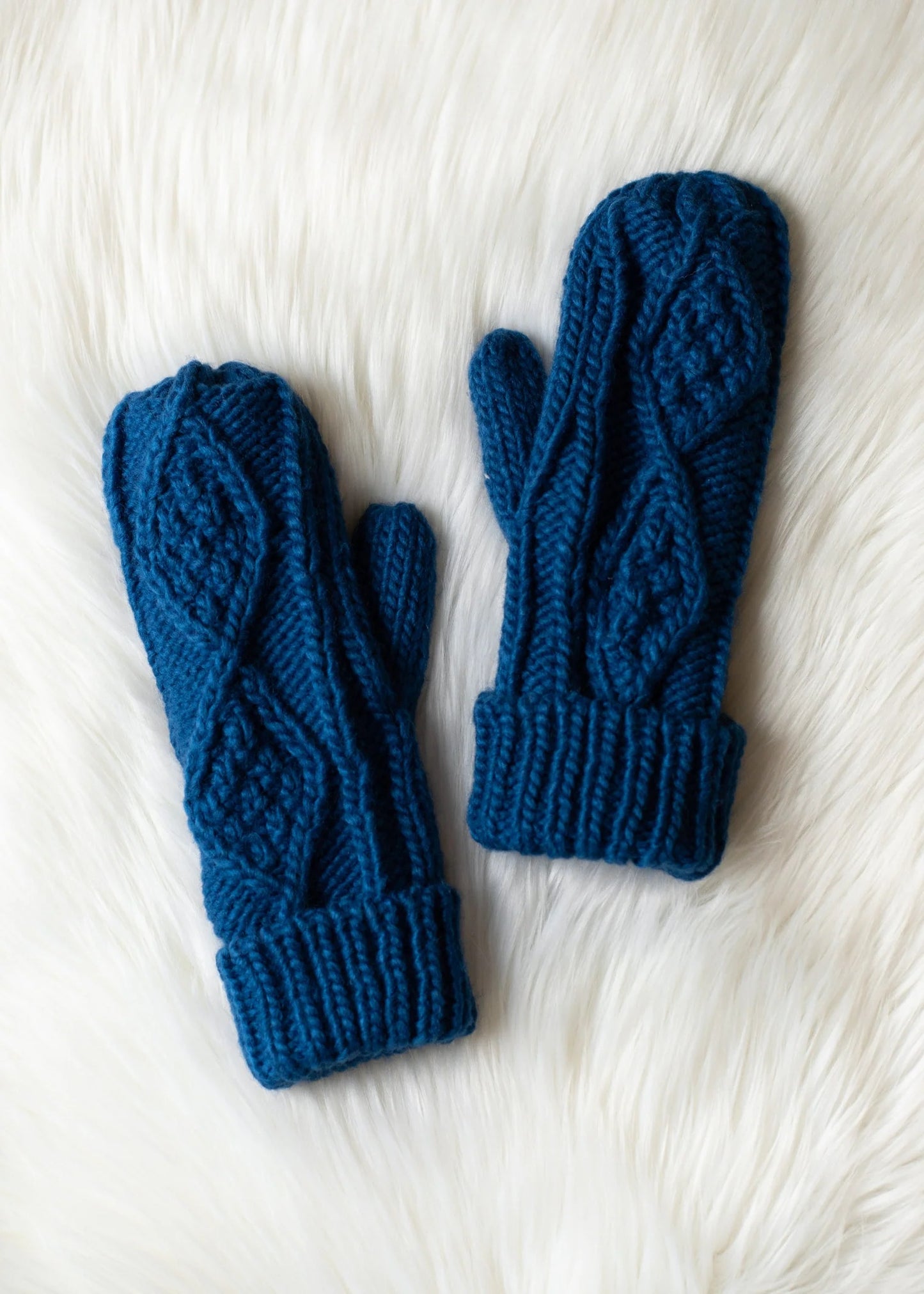 Cable Knit Mittens